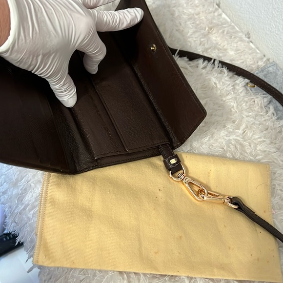 Authentic Louis Vuitton Damier Ebene International Wallet w/ Strap and D… - Picture 15 of 17